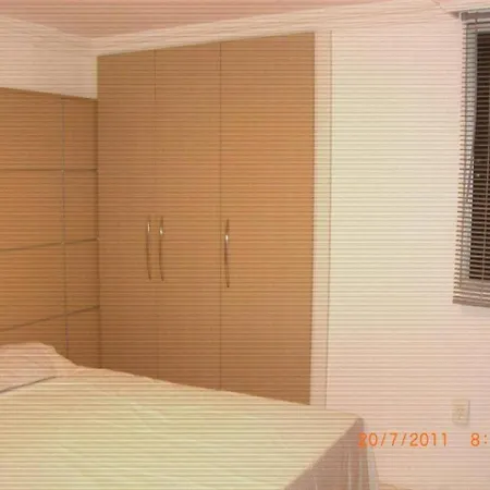 Apartamento Edificio Ettore De Temporada Na Do Futuro